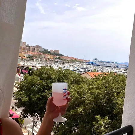Sejour Rustique Sans Eau Ni Electricite Ajaccio (Corsica)